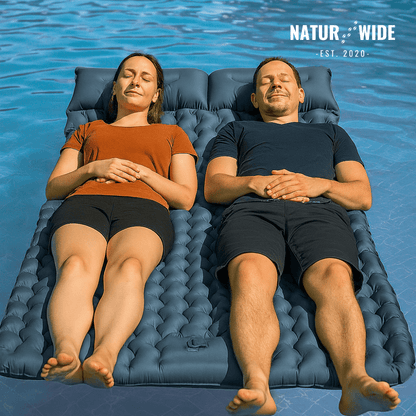 Ultralight, compact 2-in-1 sleeping mat – ideal for any adventure for two.